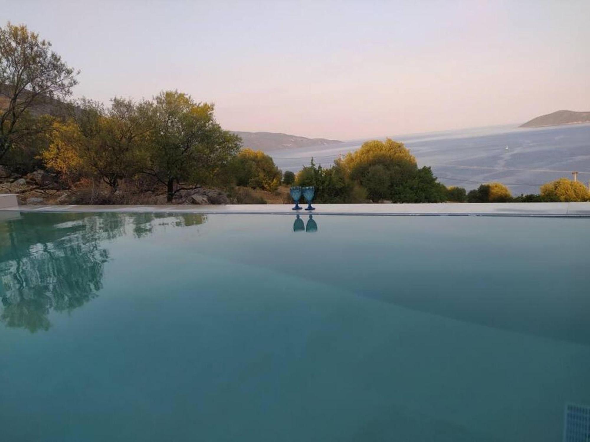 Augustela Villa Seaview Vacation Villa Agia Efimia Luaran gambar