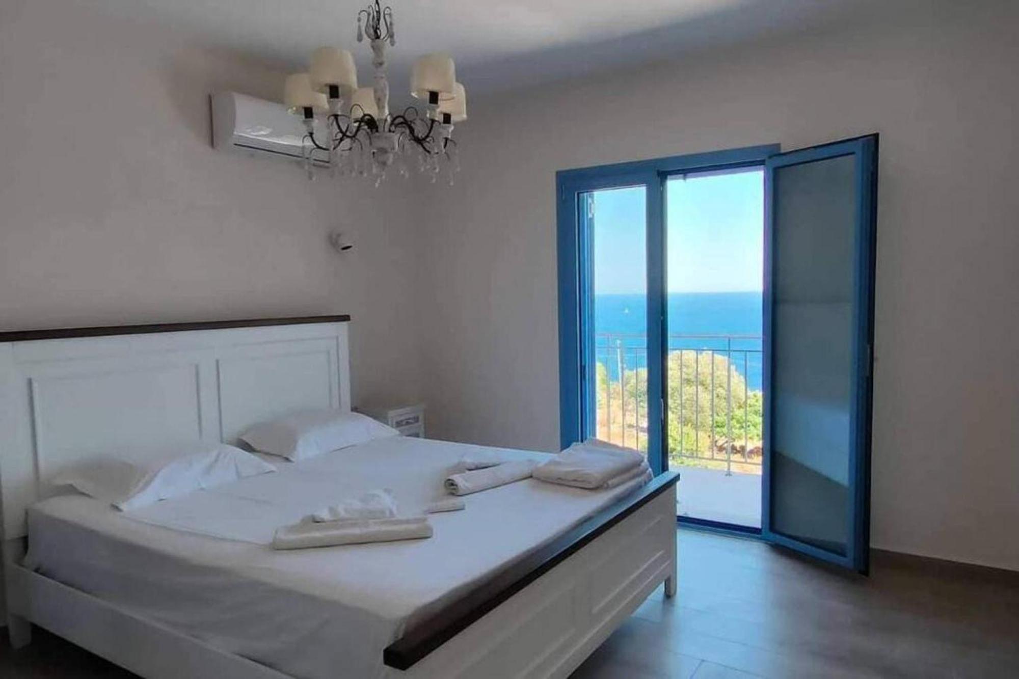 Augustela Villa Seaview Vacation Villa Agia Efimia Luaran gambar
